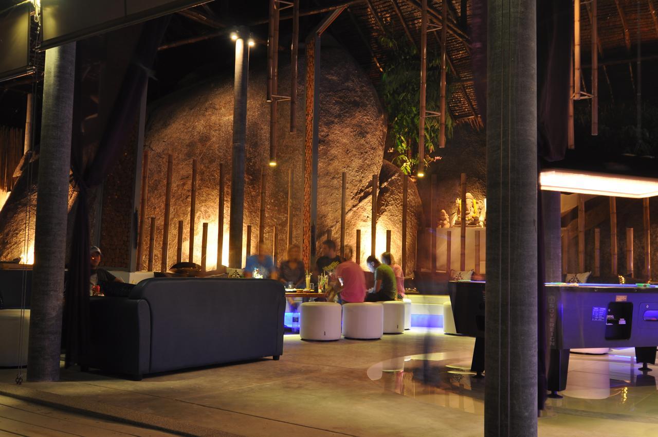 The Bay Resort & Restaurant 코팡안 외부 사진